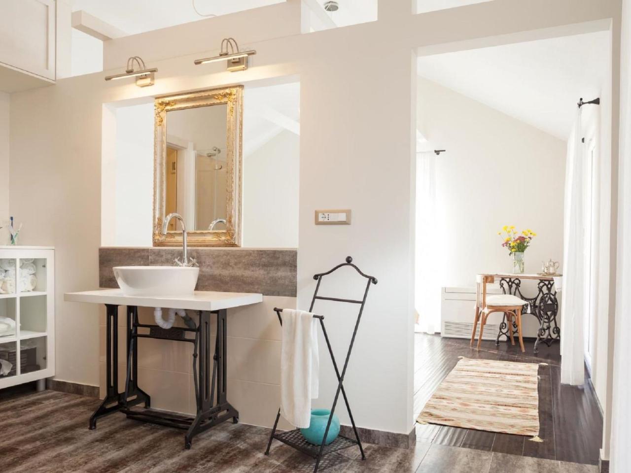 Luxurious Holiday Home In Makarska With Jacuzzi Exterior foto
